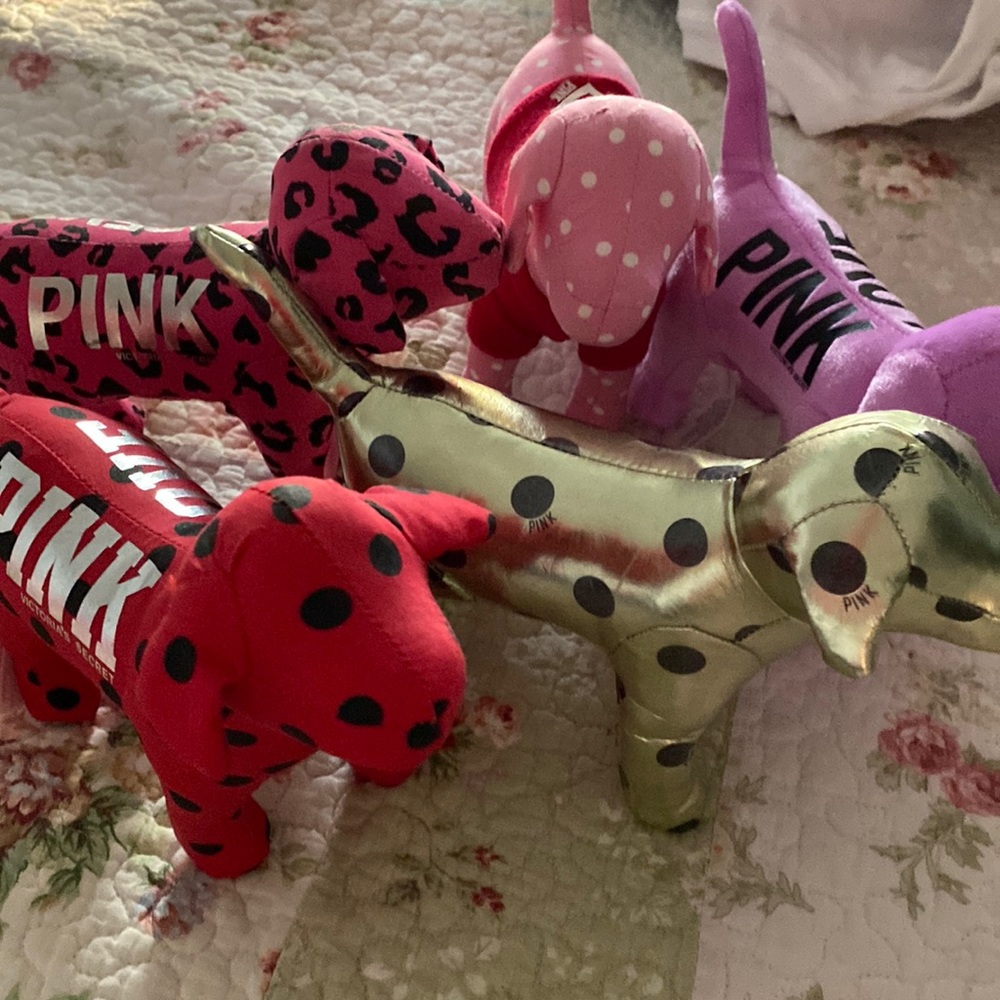 Victoria secret pink logo puppies